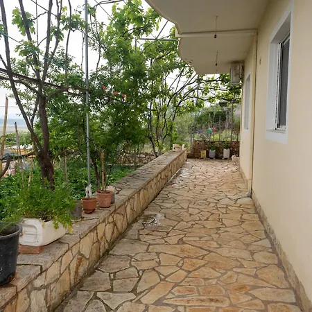 Kume Apartment *